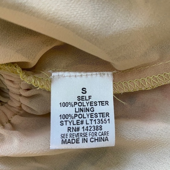 NWT ESSUE Green Floral Puff Sleeve w/ Front Tie Women S Small - Picture 6 of 6